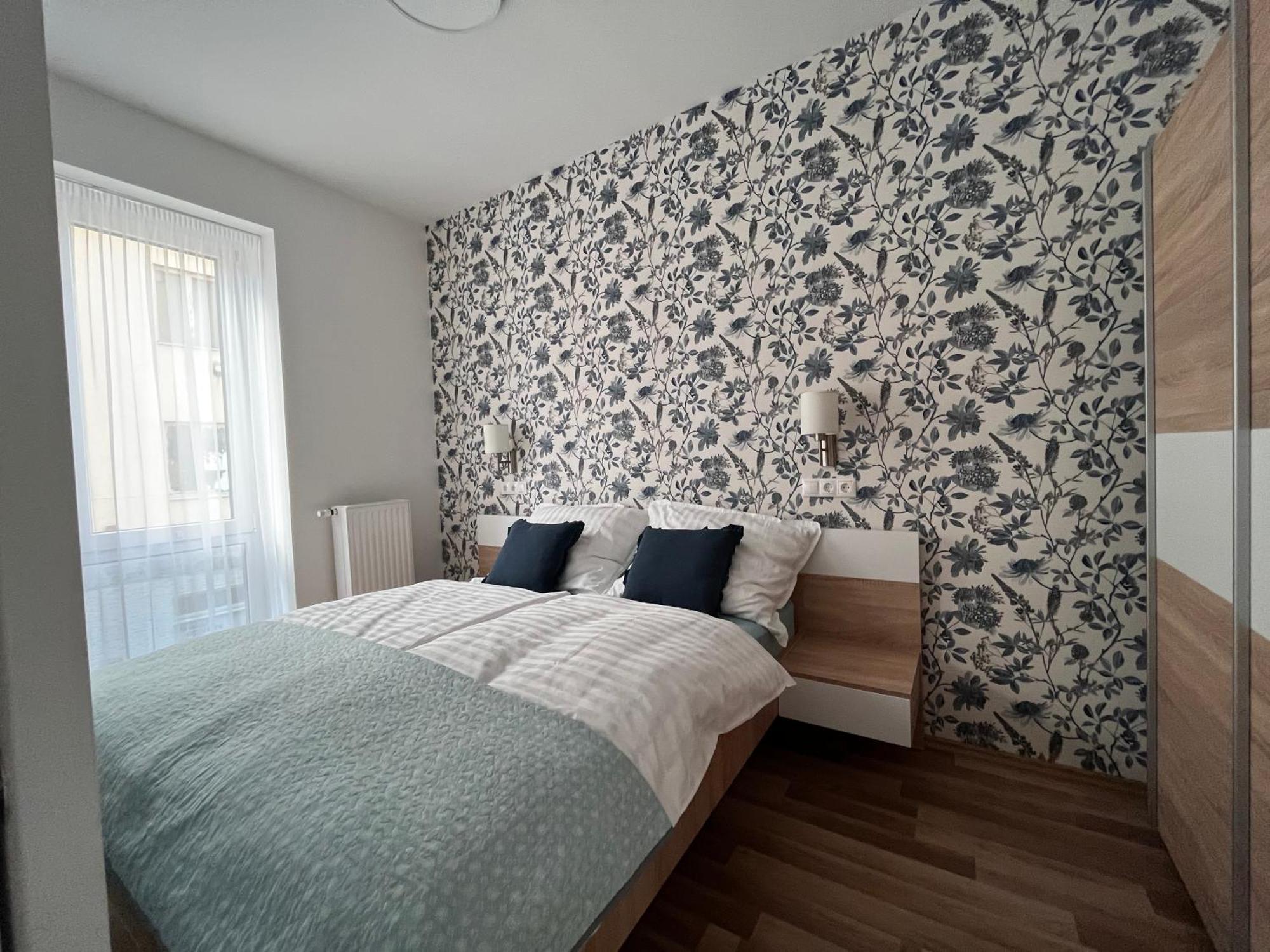One Step Apartman - City Center With Self Check-In Szombathely Zewnętrze zdjęcie